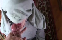 Hijab girl sucking cock